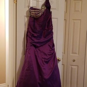 One Shoulder Adna size 18 dress
